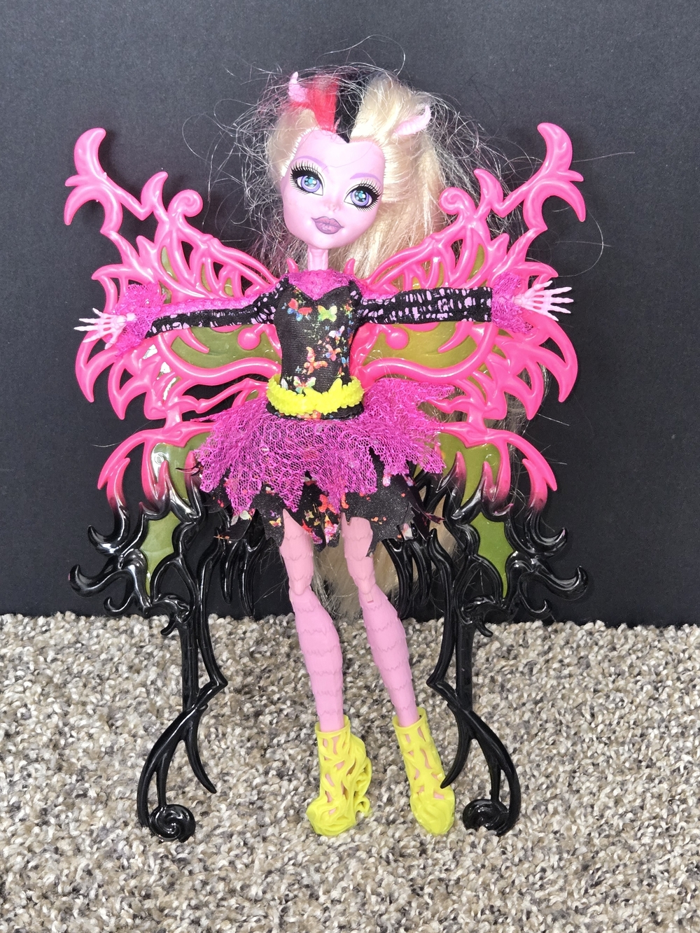 Monster High Freaky Fusion BONITA FEMUR Doll Mattel Moth Skeleton Butterfly Pink
